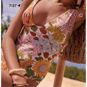 Sezane size 40 (US 8) Floral One-Piece Swimsuit, excellent condition